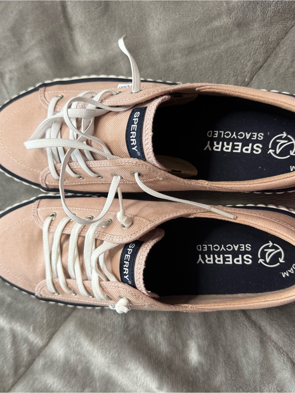 Sperry Ladies Running Shoes with White Laces